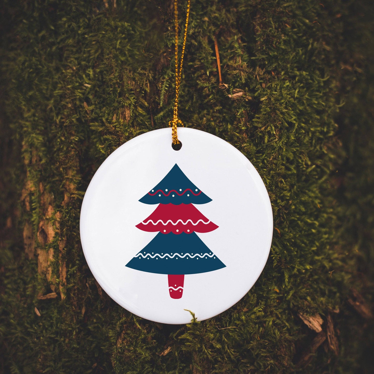 Folksy tree ceramic decoration