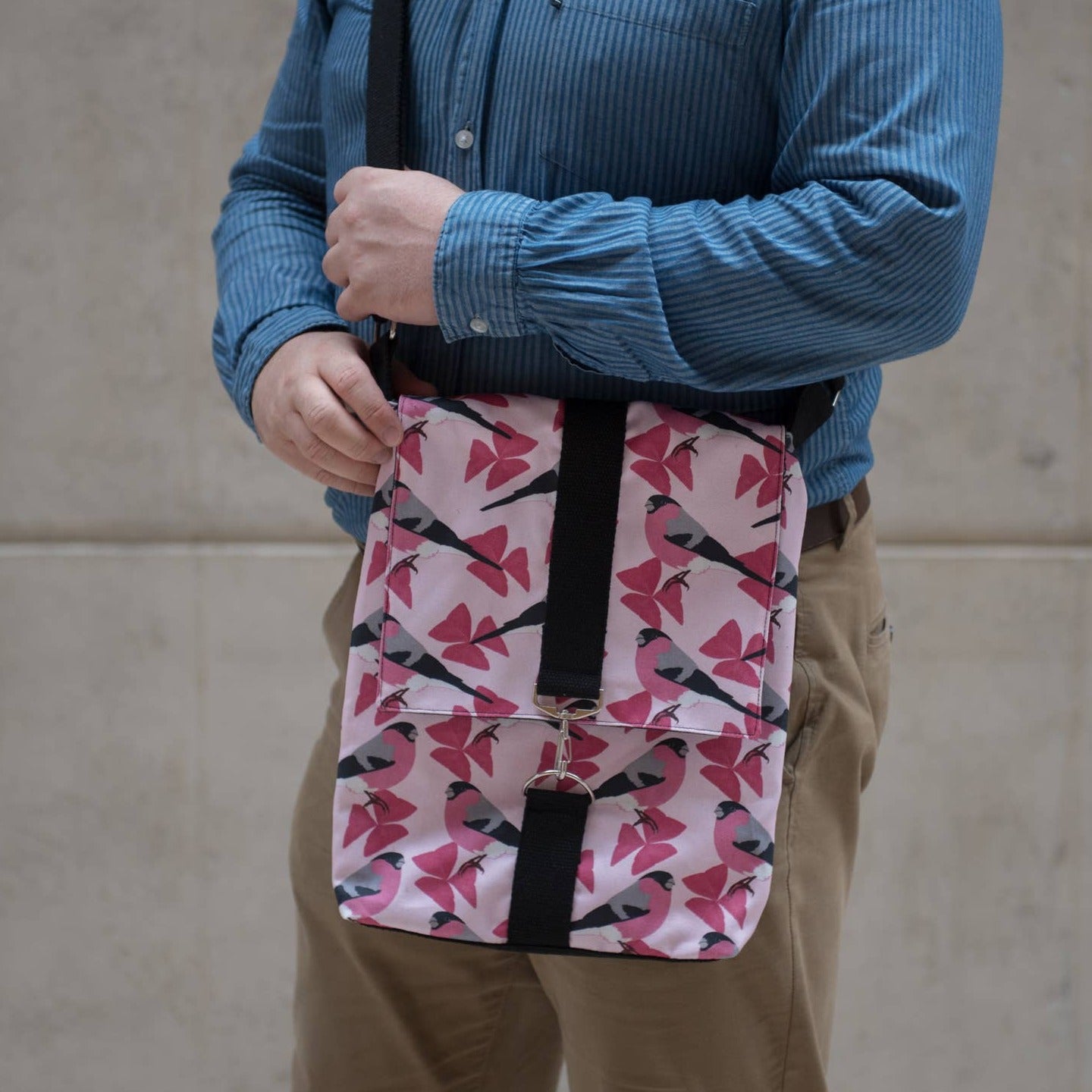 Pink bullfinch print messenger bag