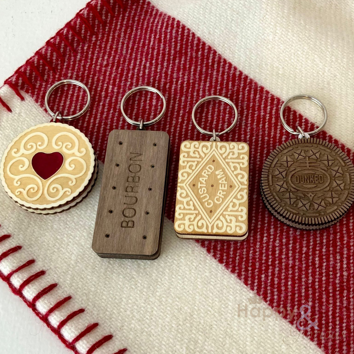 Wooden cookie biscuit keyring