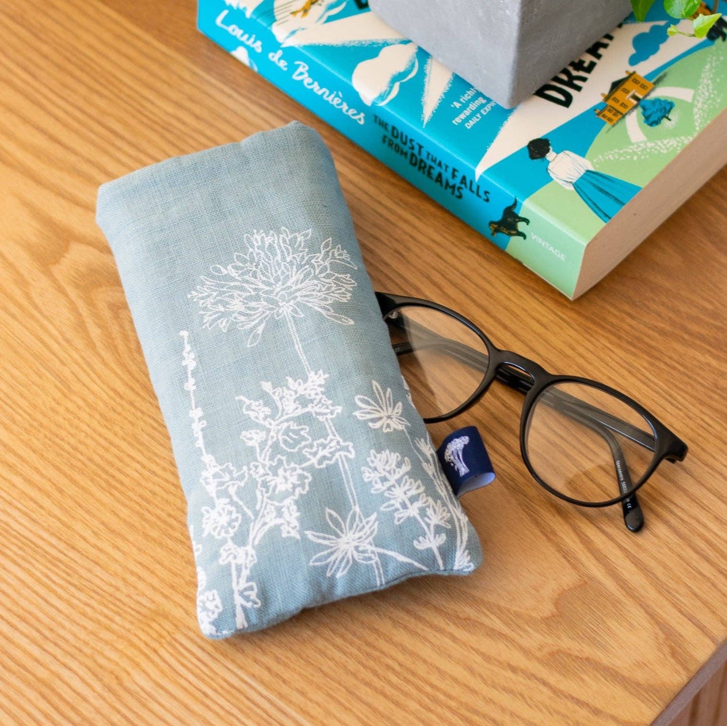 Linen floral spectacles/sunglasses case