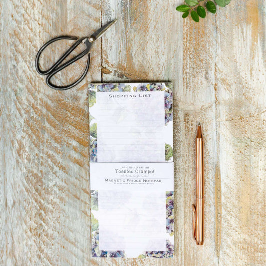 Hydrangea magnetic notepad