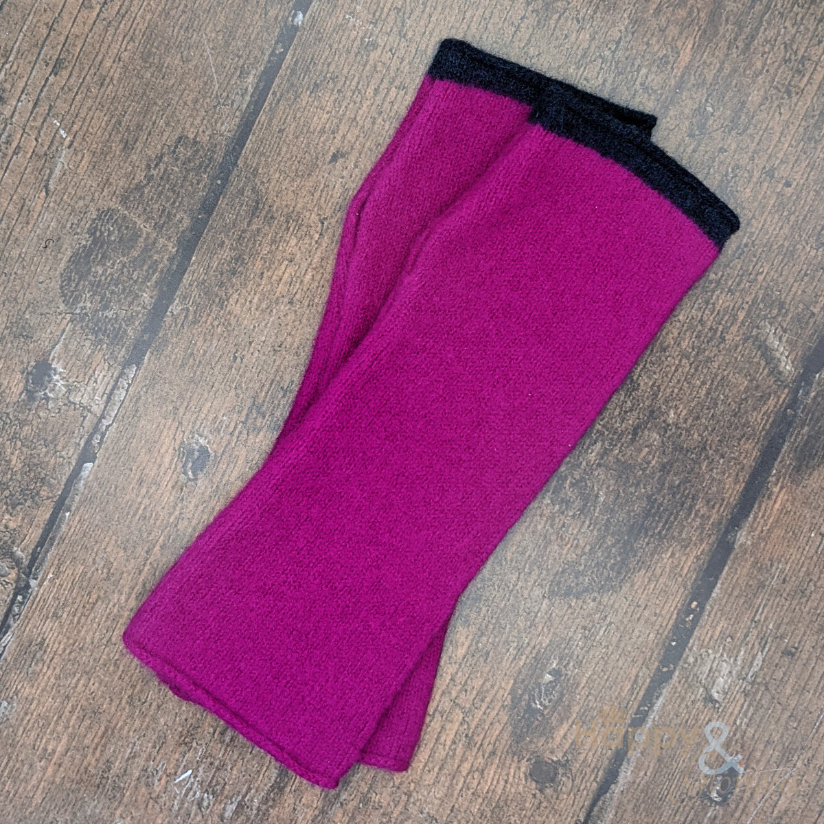 Fuchsia purple felted merino wool wristwarmer gloves