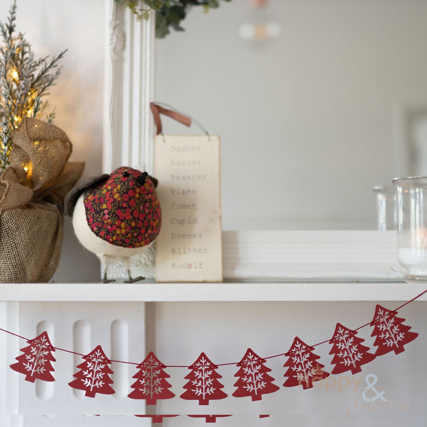 Jolly paper bunting - red Nordic trees